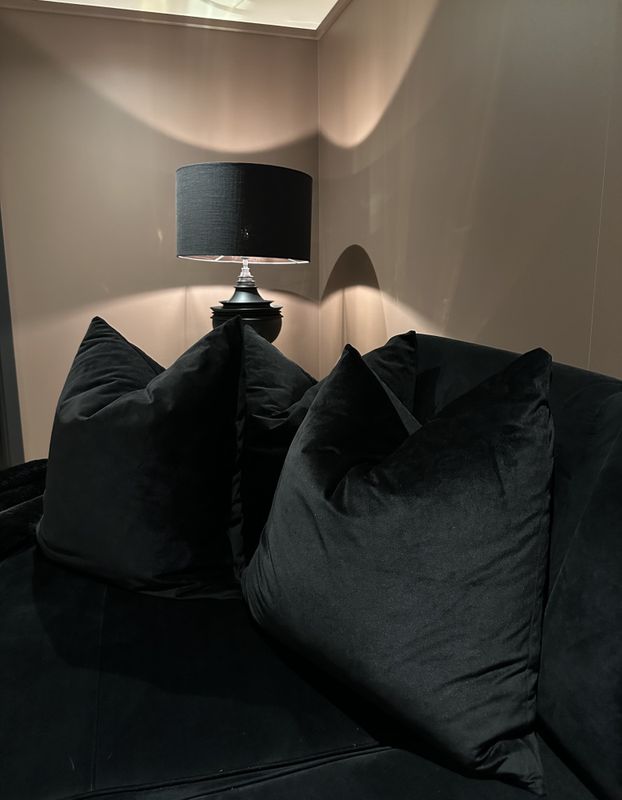 Svart putetrekk 60x60